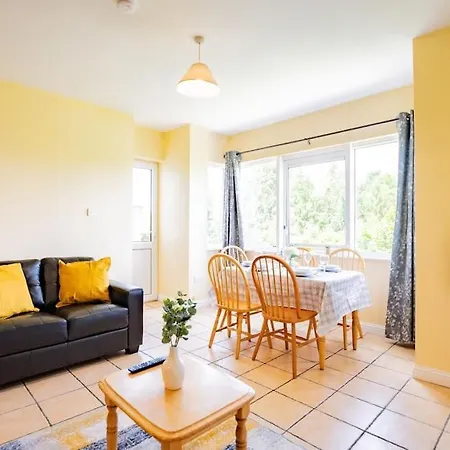 아파트 82 - 3 Bed By Shortstays *