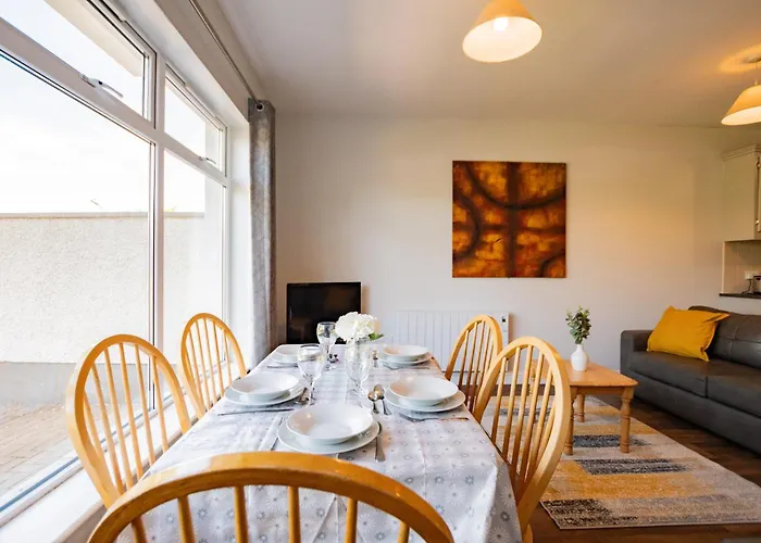 Apartman 82 - 3 Bed By Shortstays