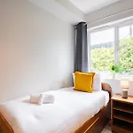 Διαμέρισμα 82 - 3 Bed By Shortstays