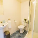 82 - 3 Bed By Shortstays