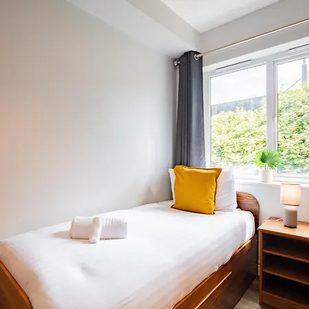 Apartman 3 Bed By Shortstays, Sleeps 5