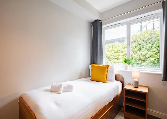 아파트 82 - 3 Bed By Shortstays